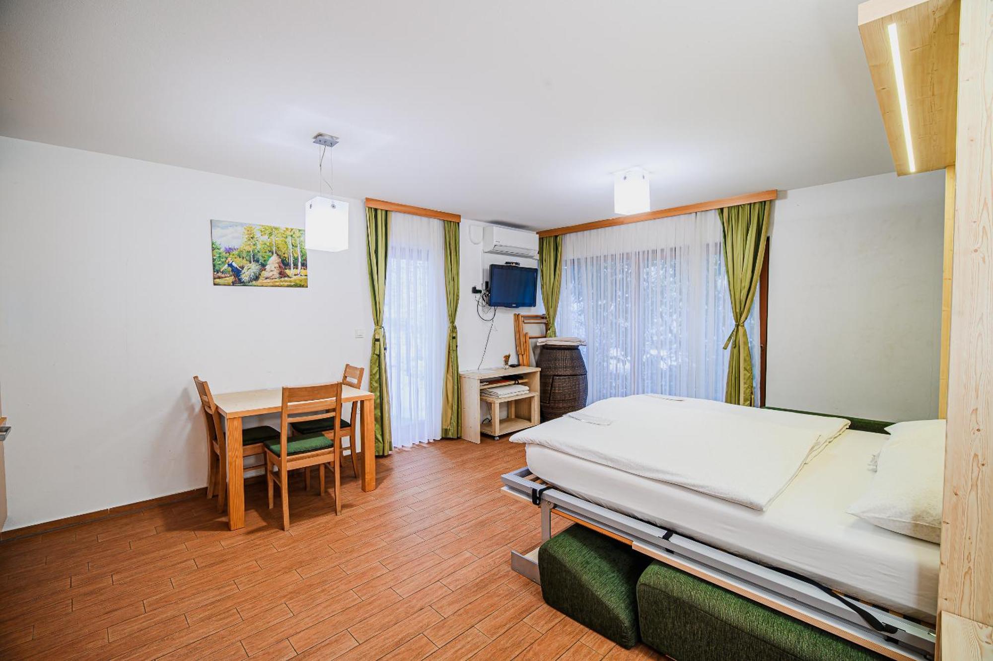 Apartments Maleric With Indoor Pool And Wellness Dragatus Room photo