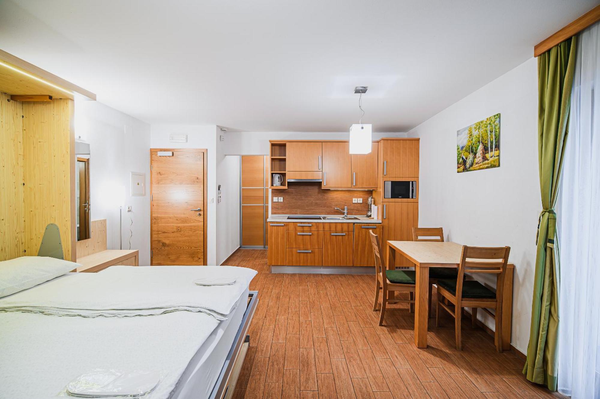 Apartments Maleric With Indoor Pool And Wellness Dragatus Room photo